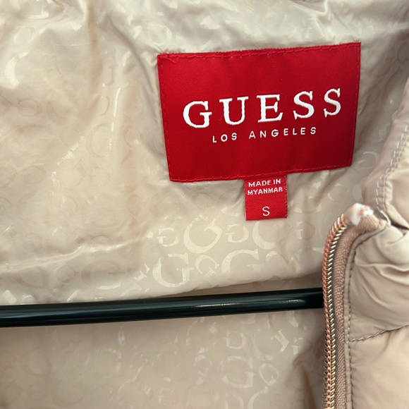 Pink guess puff jacket - Picture 3 of 4